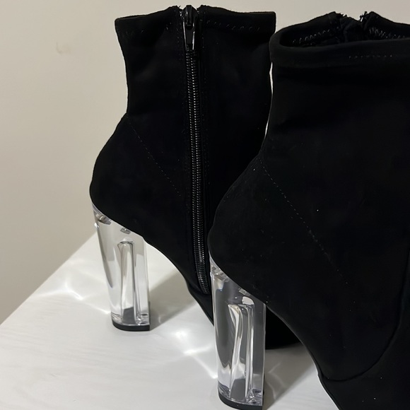 Clear Heel Booties 🌺 - Picture 8 of 11